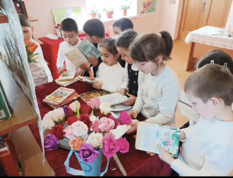 Неделя детской книги. Экскурсия в библиотеку.